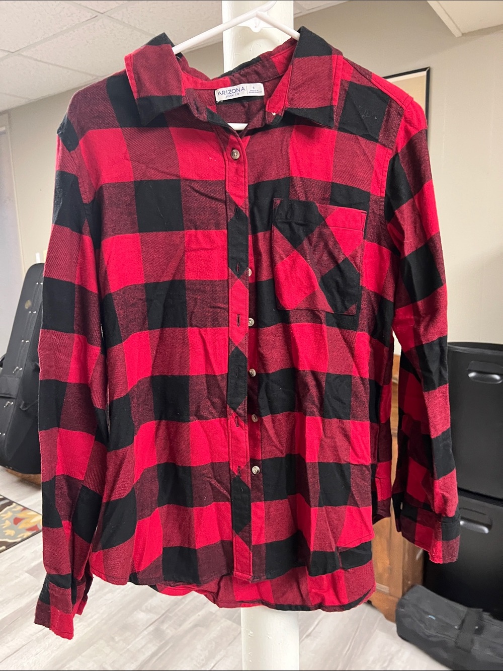 Arizona Jean Company Red & Black Buffalo Plaid Button-Down Shirt sz small